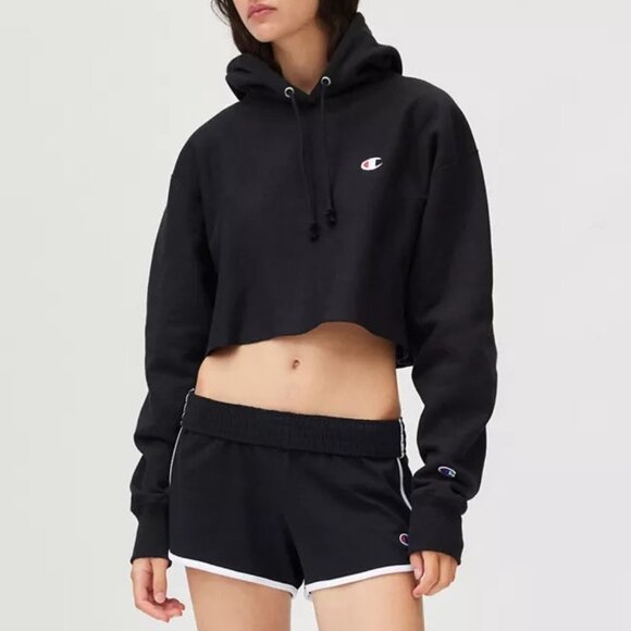 Champion Tops - Champion Reverse Weave Cropped Hoodie in Black Size S
